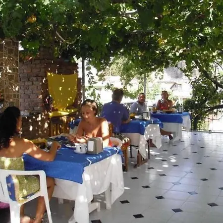 ベッド・アンド・ブレックファスト Kristal