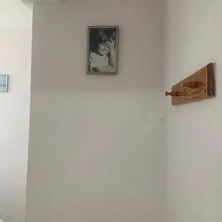 לינה וארוחת בוקר Kristal