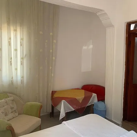 Kristal לינה וארוחת בוקר *